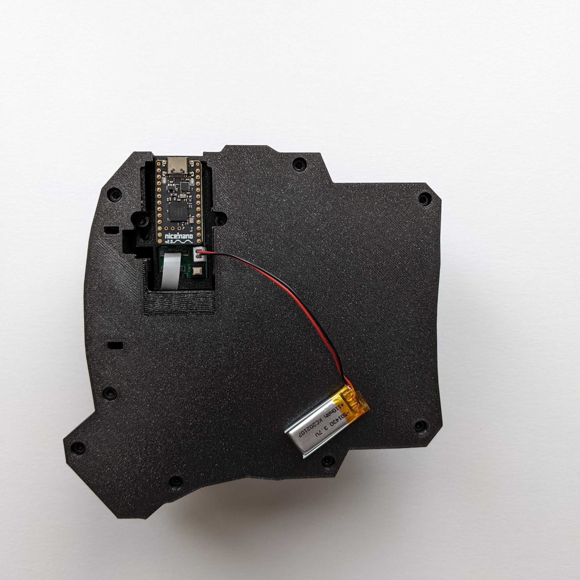 taikohub dactyl manuform keyboard adding bluetooth functionality with nice nanos step three