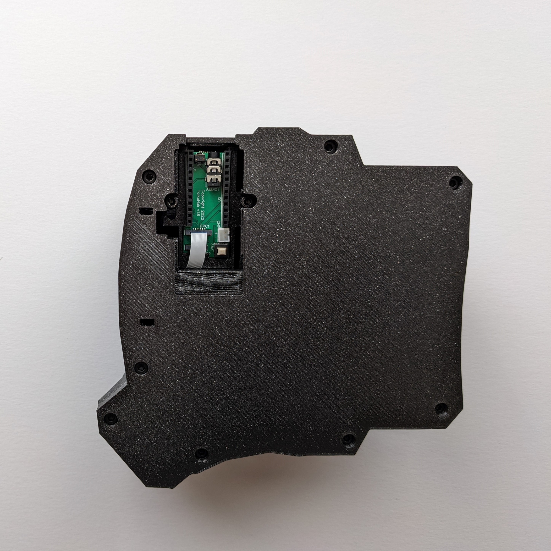 taikohub dactyl manuform keyboard adding bluetooth functionality with nice nanos step one